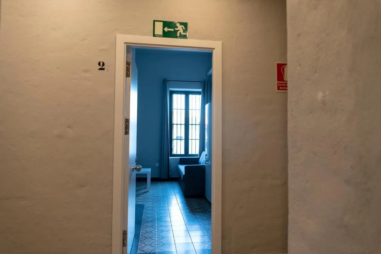 Factory Rooms Barbate 0*,
