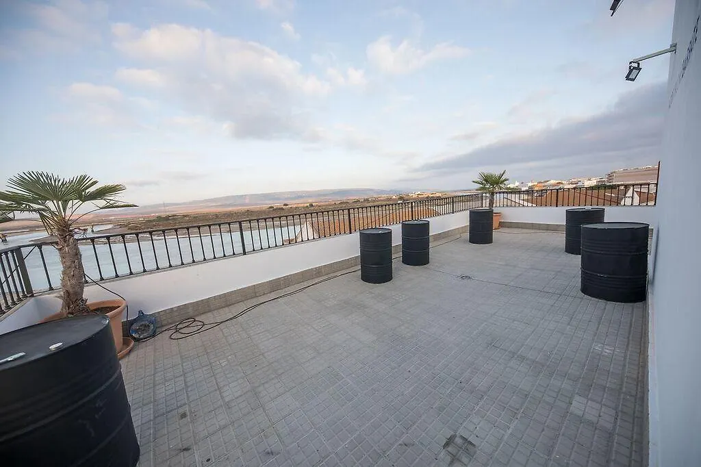 Factory Rooms Barbate Apartman